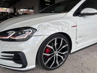 Volkswagen Golf VII Lim. 2.0 TSI GTI DSG / Panorama picture 28
