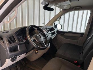 Volkswagen Transporter  picture 10