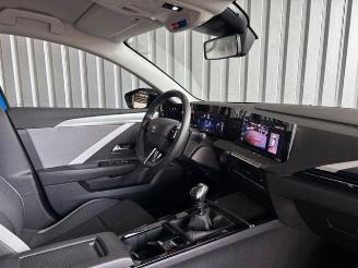 Opel Astra L Lim. 5-trg. Edition LED / R-Kamera picture 12