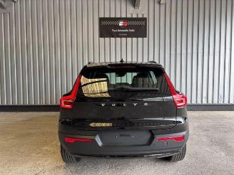 Volvo XC40 R Design Recharge Plug-In Hybrid Panorama picture 5