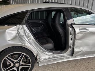 Mercedes Cla-klasse 200 Shooting Brake AMG-Line Panorama picture 14
