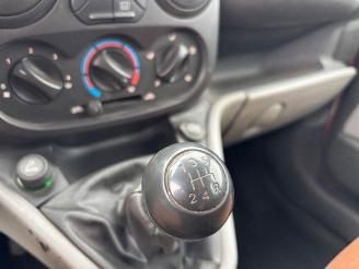 Fiat Doblo 1.3 JTD DPF SX Kombi 5-Sitzer picture 14