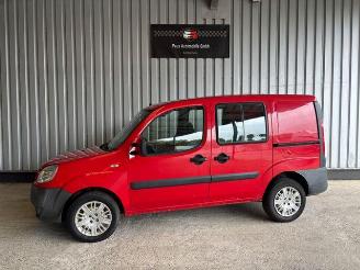 Schadeauto Fiat Doblo 1.3 JTD DPF SX Kombi 5-Sitzer 2009/10