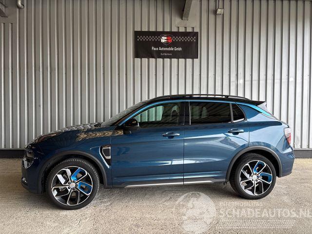 Lynk & Co 01 1.5 TD PHEV 192 kW Panorama / LED