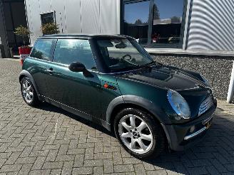 Coche accidentado Mini Cooper 1.6 Chili Automaat 2002/10