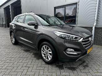skadebil auto Hyundai Tucson 1.6 GDI Comfort 2016/8