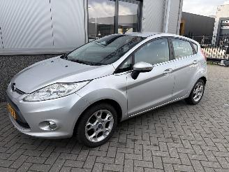 Ford Fiesta 1.25 5drs Titanium picture 6