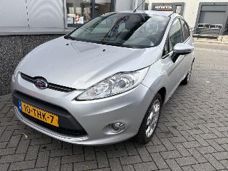 Ford Fiesta 1.25 5drs Titanium picture 2