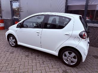 Toyota Aygo 1.0 12V Xcite White picture 7