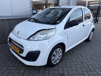 Peugeot 107 1.0 12V 5drs picture 4