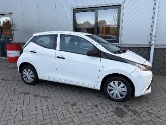 Toyota Aygo 1.0 VVT-i 5drs picture 18