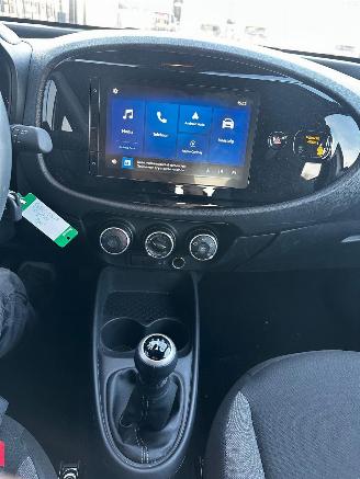 Toyota Aygo AYGO X  1.0 VVT-i MT Play picture 37