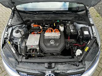 Volkswagen e-Golf E-Golf picture 37