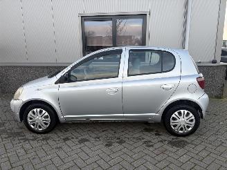 Toyota Yaris 1.3 16V VVT-i Sol Automaat picture 16