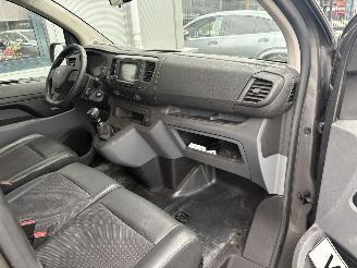 Peugeot Expert 231L 2.0 BlueHDI 120 Premium picture 36