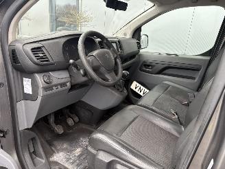 Peugeot Expert 231L 2.0 BlueHDI 120 Premium picture 14