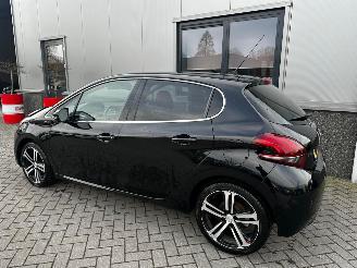 Peugeot 208 1.2 PureTech GT-Line Automaat picture 19
