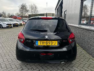 Peugeot 208 1.2 PureTech GT-Line Automaat picture 21