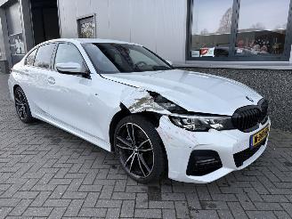 Voiture accidenté BMW 3-serie 330i M-Pakket High Executive Automaat 2019/7