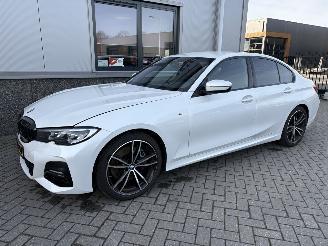 BMW 3-serie 330i M-Pakket High Executive Automaat picture 41
