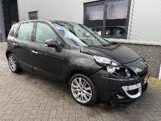 Renault Scenic 1.4 TCE Dynamique picture 2