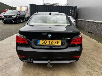 BMW 5-serie 523i Business Line picture 2