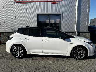 Toyota Corolla 1.8 Hybrid Dynamic picture 5