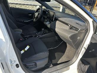 Toyota Corolla 1.8 Hybrid Dynamic picture 33