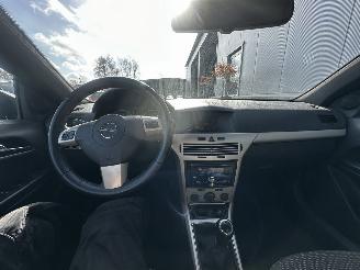 Opel Astra TWIN TOP 1.8 Temptation picture 21