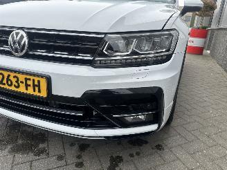 Volkswagen Tiguan 1.4 TSI Comfortline Business R picture 15