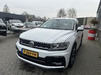 Volkswagen Tiguan 1.4 TSI Comfortline Business R picture 14