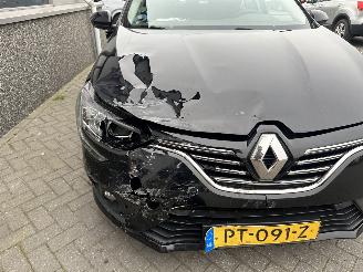 skadebil auto Renault Mégane 1.5 dCi GT-Line 2017/3