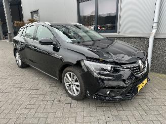 skadebil auto Renault Mégane 1.5 dCi GT-Line 2017/3