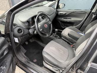 Fiat Punto Evo 0.9 TwinAir Sempre picture 17