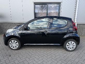 Peugeot 107 1.0 Acces Accent picture 13