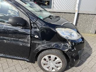 Peugeot 107 1.0 Acces Accent picture 18