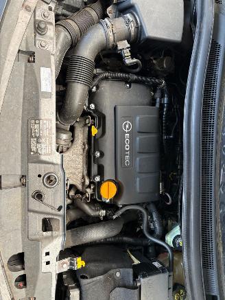 Opel Meriva 1.4 Turbo Cosmo picture 32