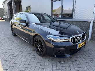 Unfallwagen BMW 5-serie 530I High Executive 2021/3