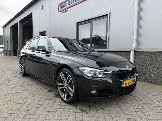 Vaurioauto  passenger cars BMW 3-serie 318i M Sport Touring Corporate Lease 2019/11