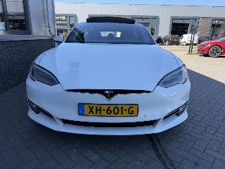 Tesla Model S 75D Base picture 33