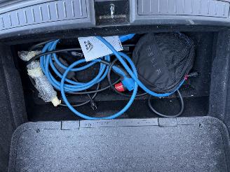 Tesla Model S 75D Base picture 11