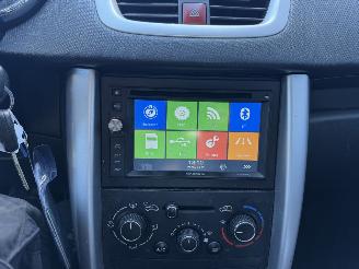 Peugeot 207 1.4 VTi Access picture 18