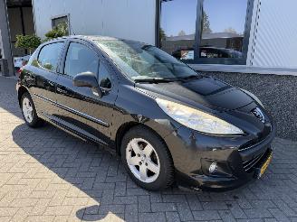 Vaurioauto  passenger cars Peugeot 207 1.4 VTi Access 2012/3