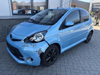 Toyota Aygo 1.0 VVT-i Dynamic Blue picture 13