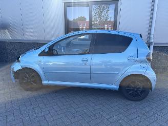 Toyota Aygo 1.0 VVT-i Dynamic Blue picture 16