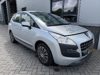 uszkodzony samochody osobowe Peugeot 3008 1.6 VTi Blue Lease 2012/5