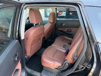 Nissan Qashqai+2 2.0 Tekna picture 8