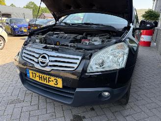 Nissan Qashqai+2 2.0 Tekna picture 6
