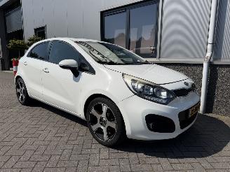 Auto incidentate Kia Rio 1.2 CVVT Super Pack 2012/6