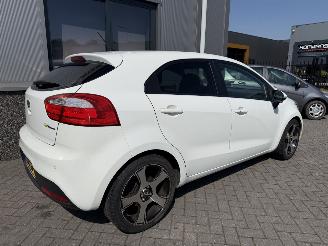 Kia Rio 1.2 CVVT Super Pack picture 4